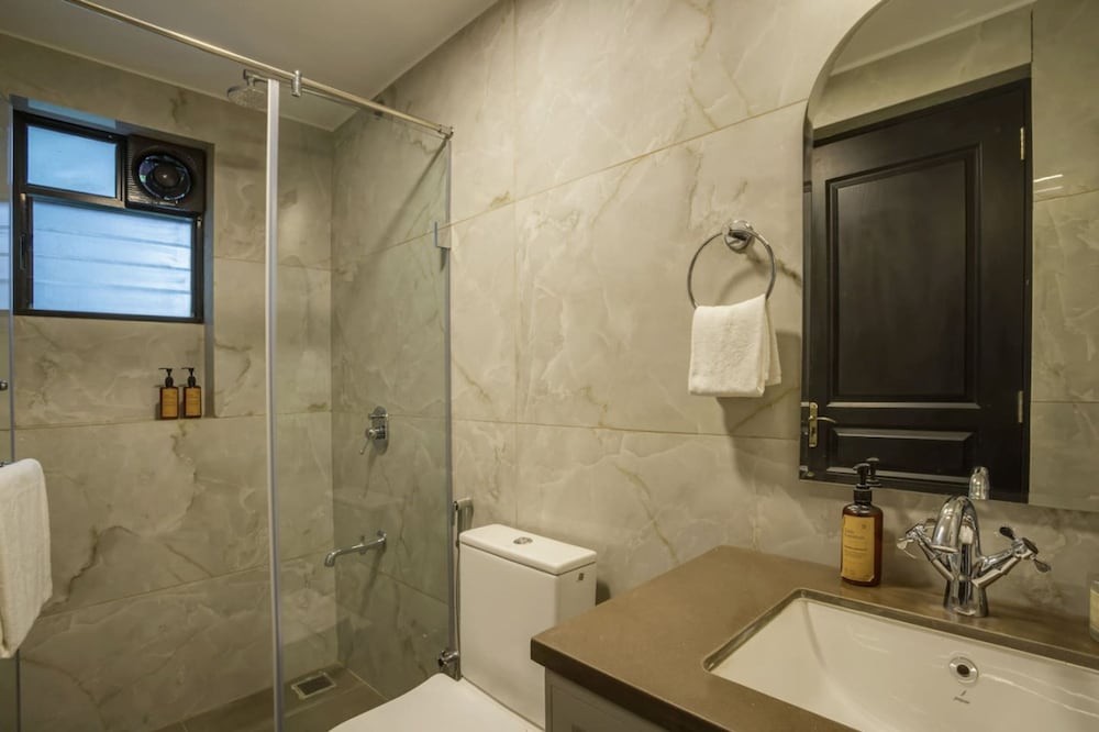 luxury 3br duplex with pool in goa s beverly hills