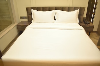 qotel signature coleman janakpuri