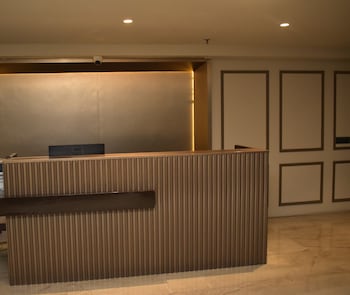 qotel signature coleman janakpuri