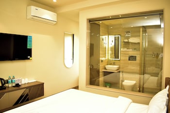 qotel signature coleman janakpuri