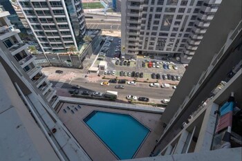 Barsha Heights Near Dic Metro & Mall,,5 star