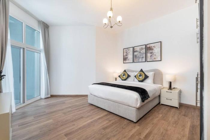 barsha heights near dic metro and mall