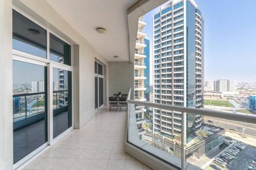 barsha heights near dic metro and mall