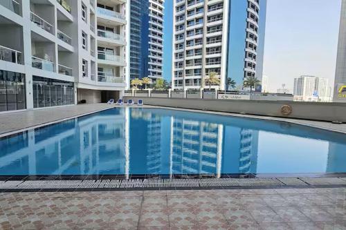 barsha heights near dic metro and mall