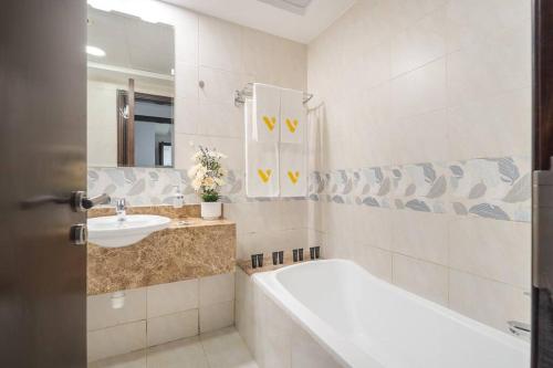 barsha heights near dic metro and mall