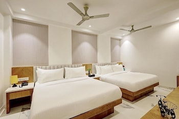 hotel kelvish by foxi group