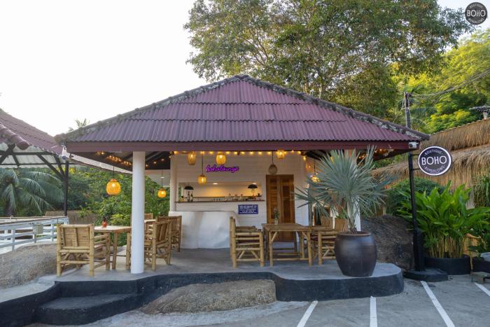 boho boutique bungalows