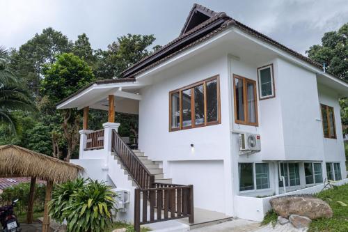 boho boutique bungalows