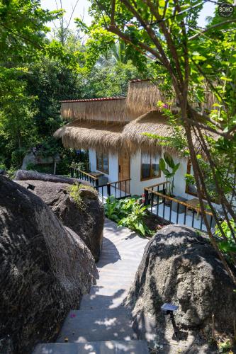 boho boutique bungalows