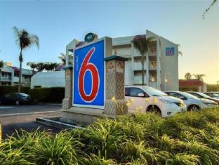 motel 6 anaheim maingate
