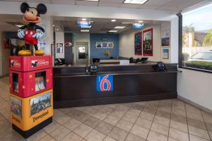 motel 6 anaheim maingate