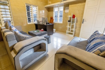 w and h view residency