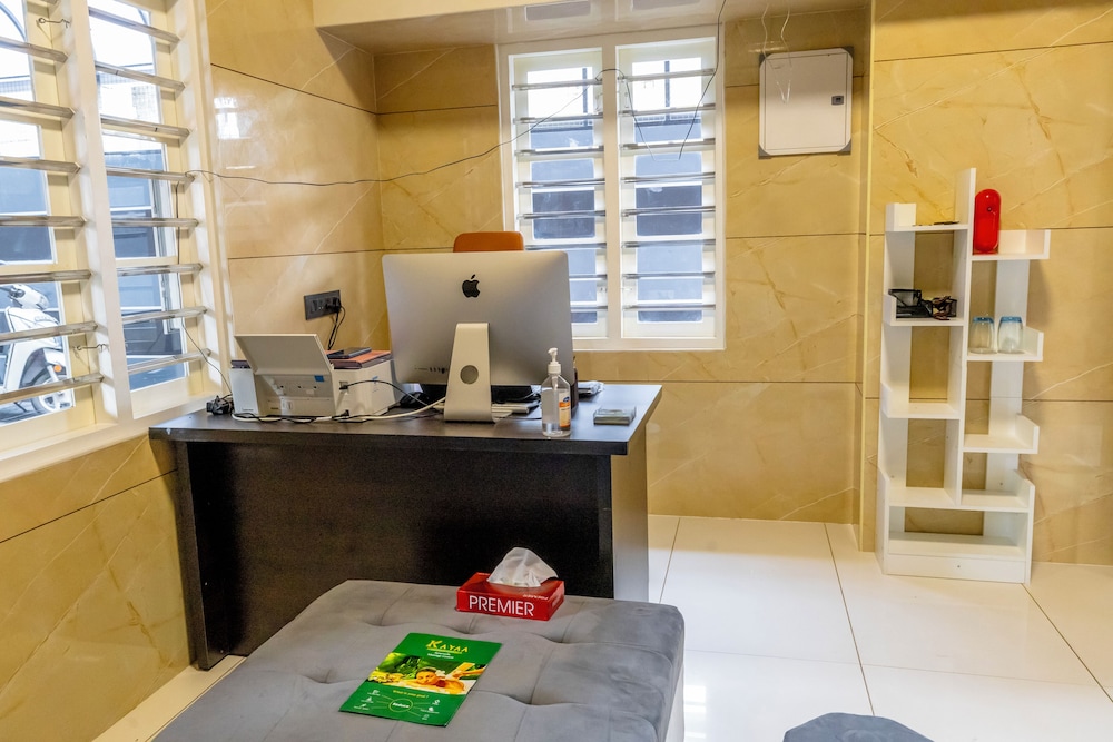 w and h view residency