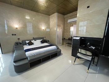 w and h view residency