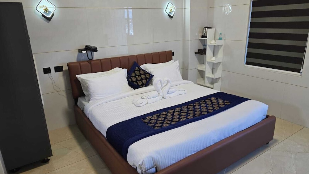 w and h view residency