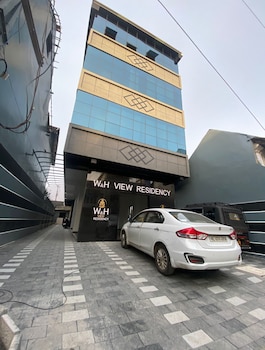 w and h view residency