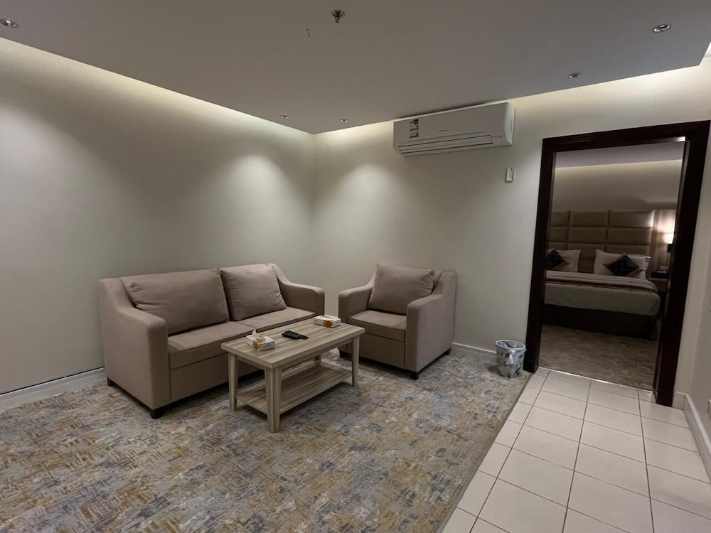al fal hotel