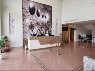 al fal hotel