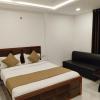 hotel shiv