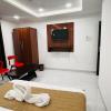 hotel shiv