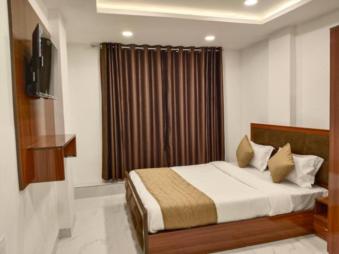 hotel shiv