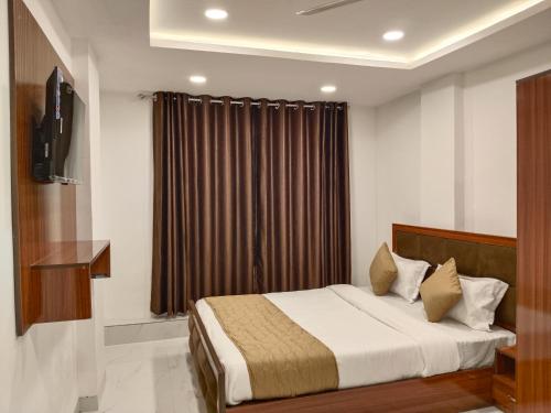 hotel shiv