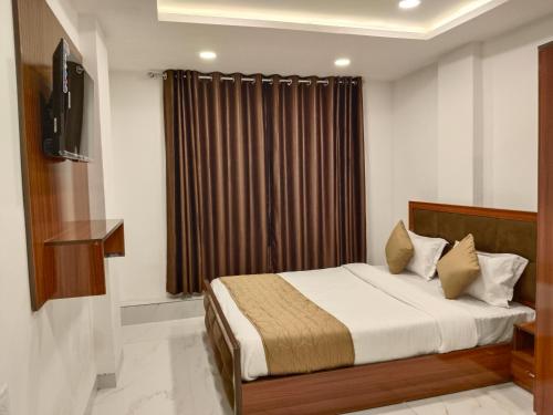 hotel shiv