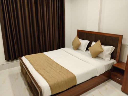 hotel shiv