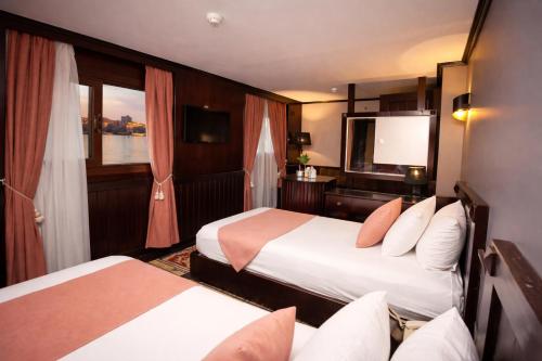 you cairo nile view hotel