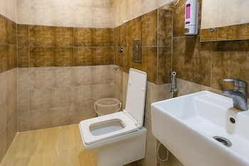 hotel good lucky by jmd group near delhi igi airport