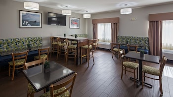 best western port huron blue water bridge