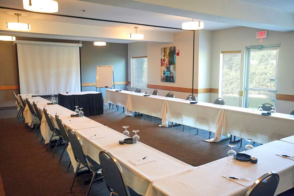 radisson hotel portland airport