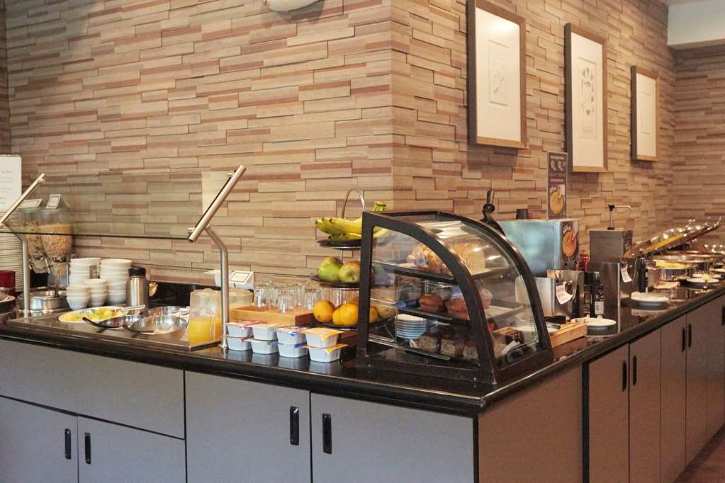 radisson hotel portland airport