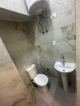 cairo crown hotel