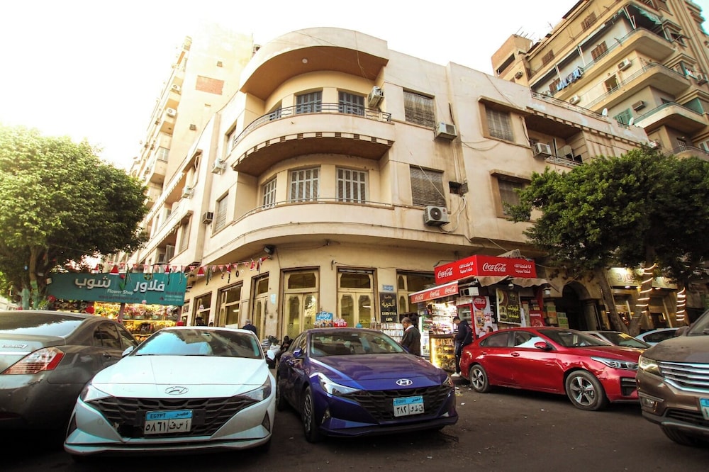 cairo crown hotel