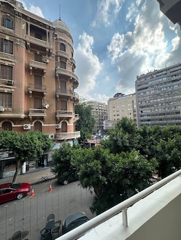 cairo crown hotel