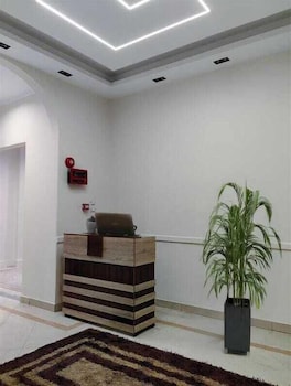 Cairo Crown Hotel,2 Mazloum Basha,2 star