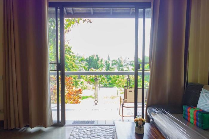 elephant camp maerim