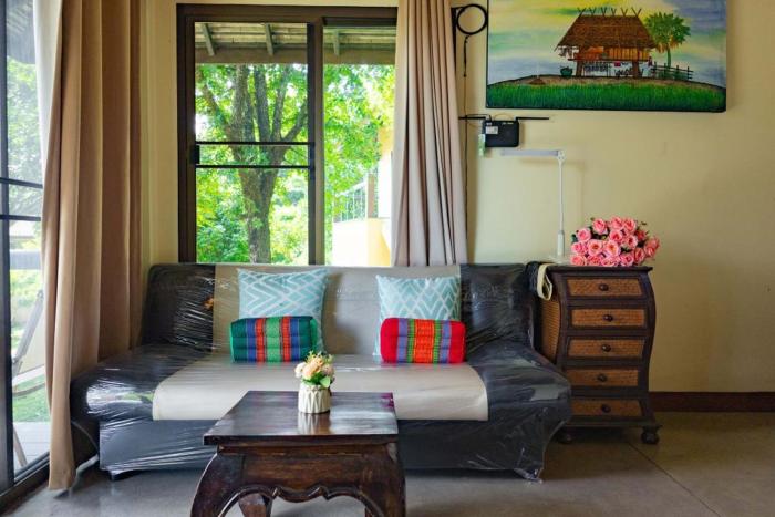 elephant camp maerim