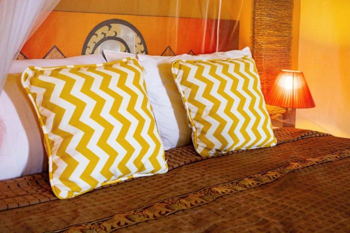 elephant camp maerim