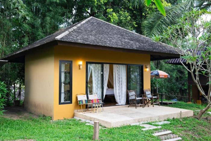 elephant camp maerim