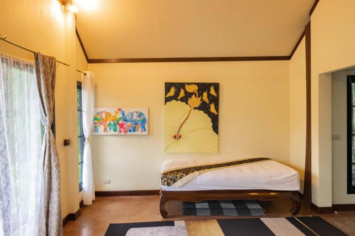 elephant camp maerim