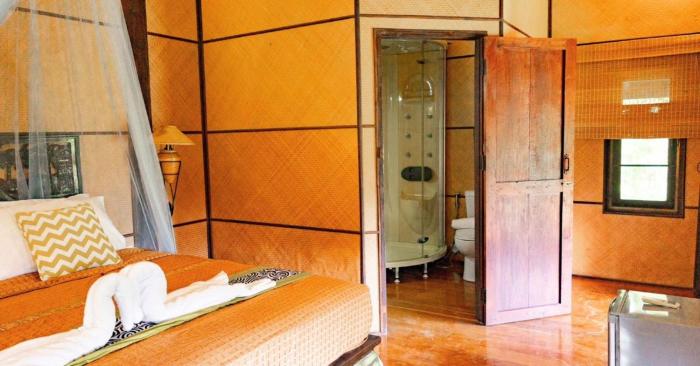 elephant camp maerim