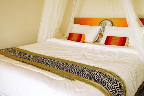 elephant camp maerim