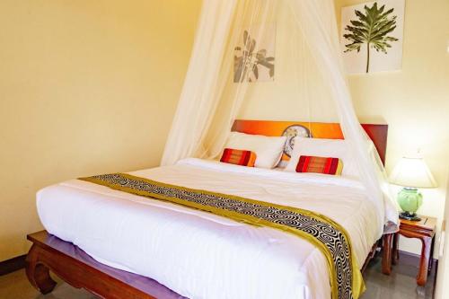 elephant camp maerim