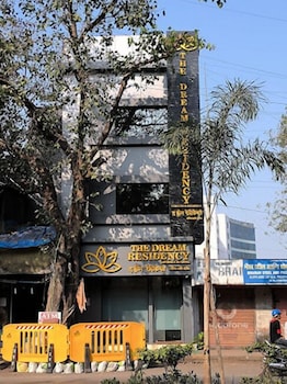 glitz hotels dr residency
