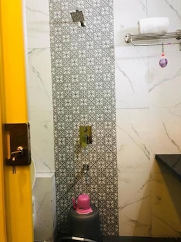glitz hotels dr residency