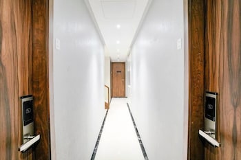 glitz hotels dr residency