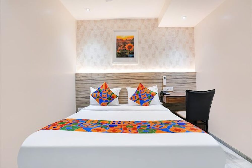 glitz hotels dr residency