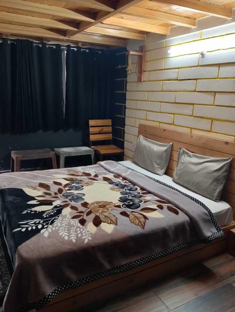 crestwood kasauli heights